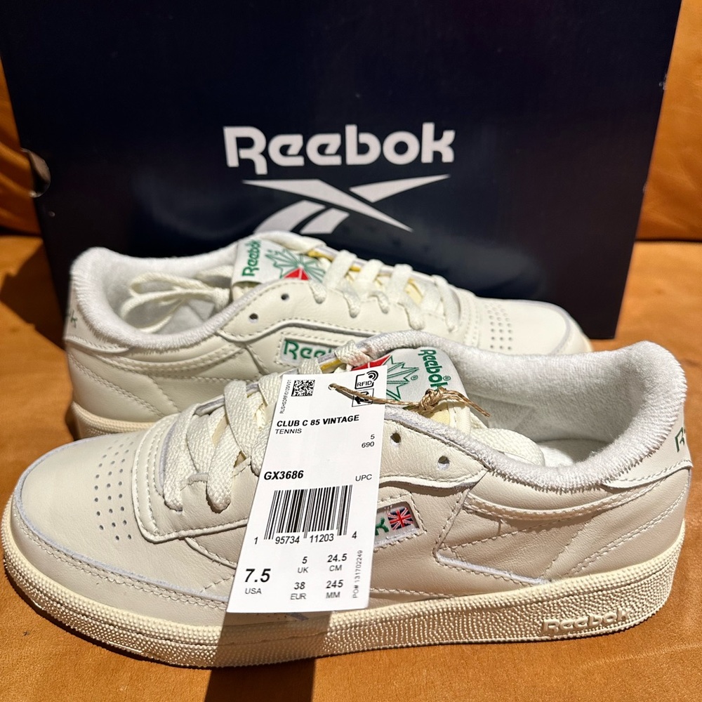 Reebok Sneakers, NWT Club C 85